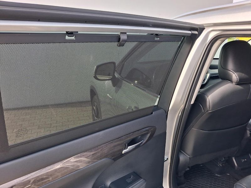 Toyota Highlander 2.5 HSD e-CVT AWD Executive - fotka 24 z 29