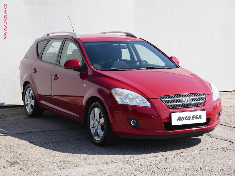 Kia Ceed (2008) 1.6 CRDi, ČR, AC - fotografie inzerátu