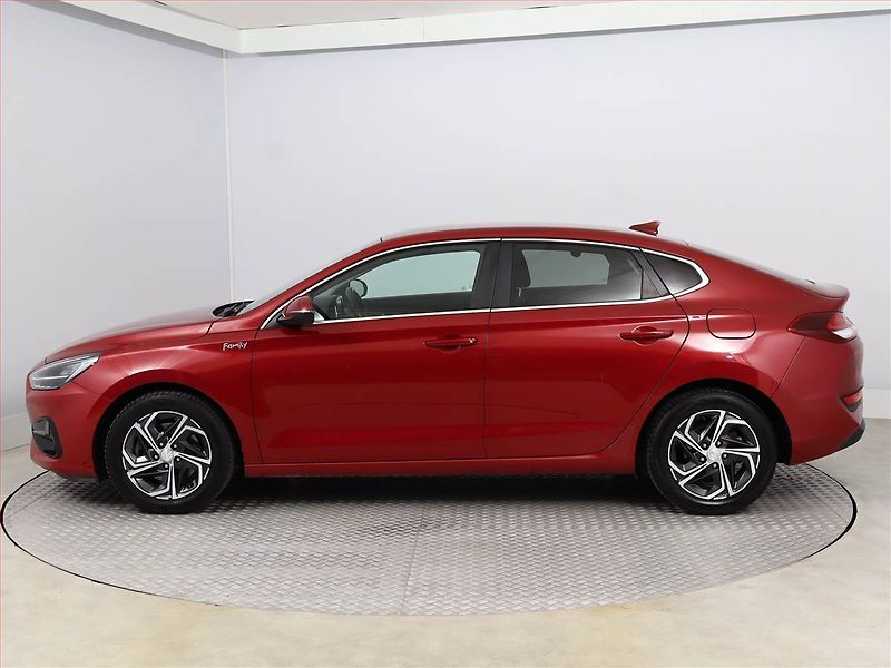 Hyundai i30 (2020) 1.0 T-GDI, Automat, Serv.kniha - fotka 3 z 18