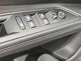 Peugeot 5008 (2018) 1.2PT, Allure, AT, LED - náhled 11