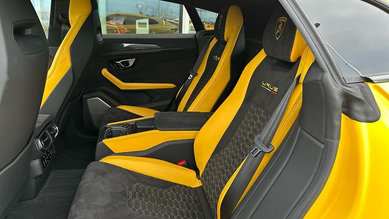 Lamborghini Urus (2021) Pearl Capsule, Záruka - fotka 15 z 15