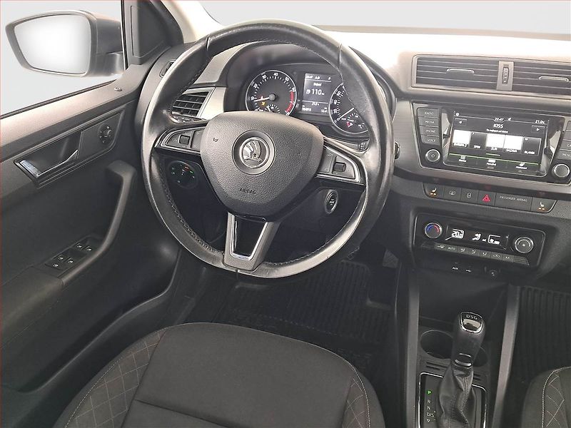 Škoda Fabia (2017) 1.2 TSI, Automat, Navi - fotka 7 z 17