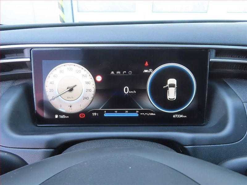 Hyundai Tucson (2021) 1.6 T-GDI - fotka 11 z 23