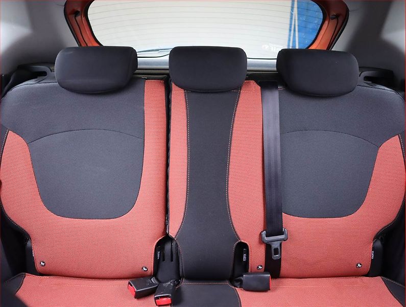 Renault Captur (2014) 1.2 TCe, Automat, Serv.kniha - fotka 10 z 17