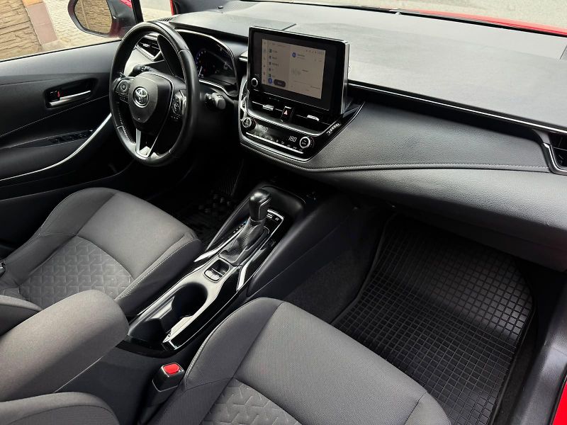 Toyota Corolla 1.8 HYBRID SPORTS 1.MAJ.ČR DPH - fotka 10 z 20