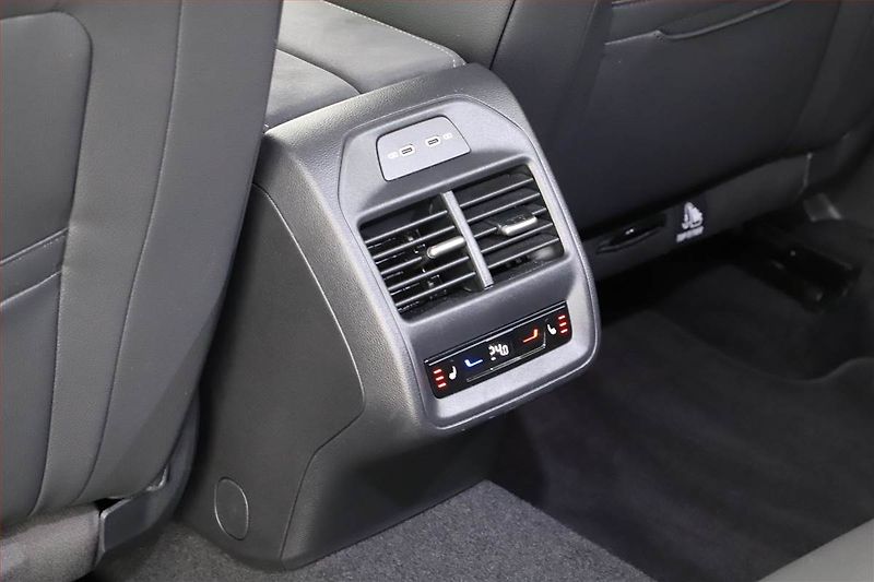 Škoda Superb (2025) 2.0 TDI, SPORTLINE, 4X4 - fotka 20 z 21