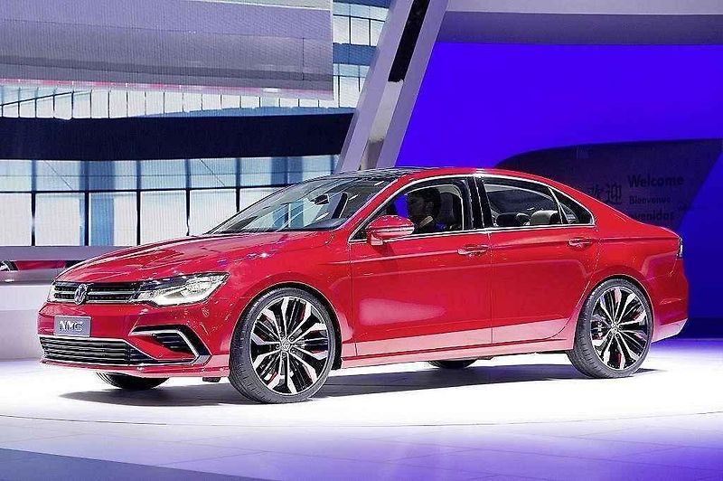 Koncept Volkswagen New Midsize Coupe.