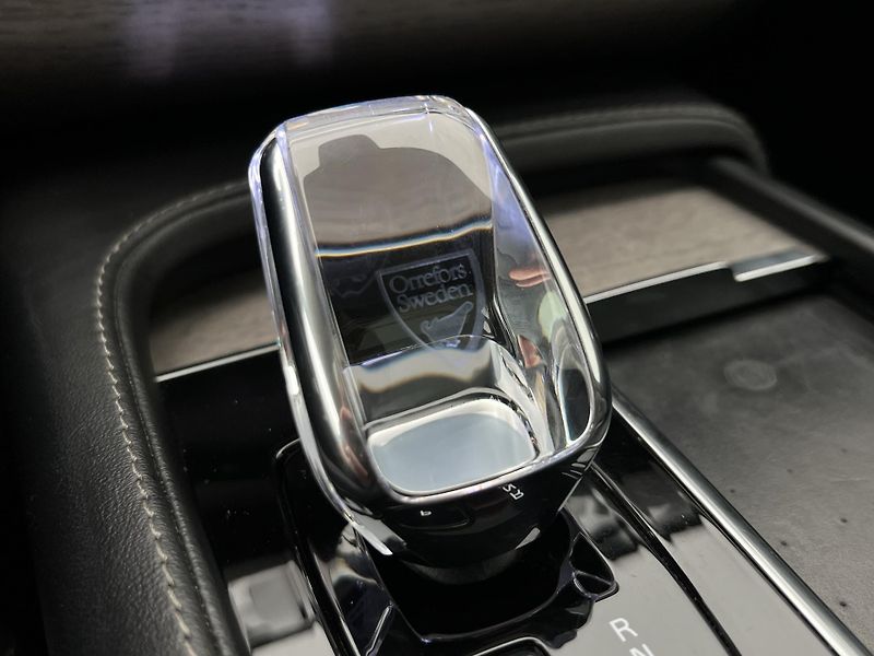 Volvo XC90 B5 AWD BRIGHT PLUS AUT 7 MÍST  - fotka 17 z 50