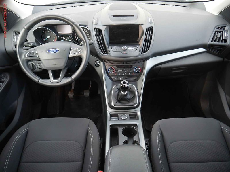 Ford Kuga (2019) 1.5 EcoBoost, Navi, TZ - fotka 8 z 19