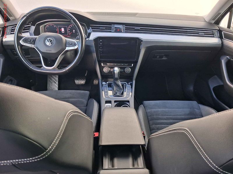 Volkswagen Passat (2020) 2.0 TDi, Elegance, DSG - fotka 8 z 18