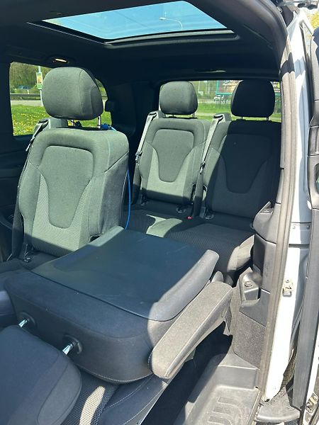 Mercedes-Benz Třídy V (2018) - fotka 11 z 15