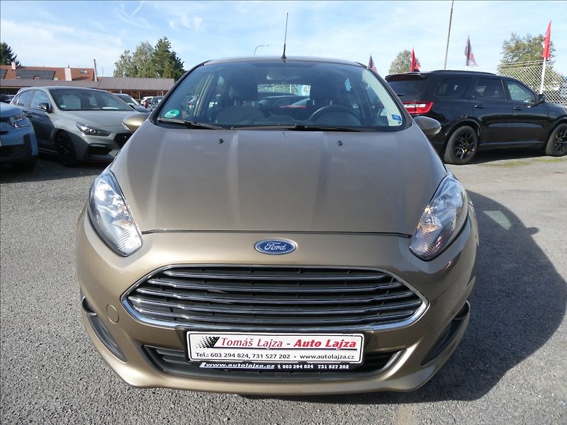 Ford Fiesta 1,2 i 60kW 1.MAJITEL, SERVISKA - fotka 2 z 44
