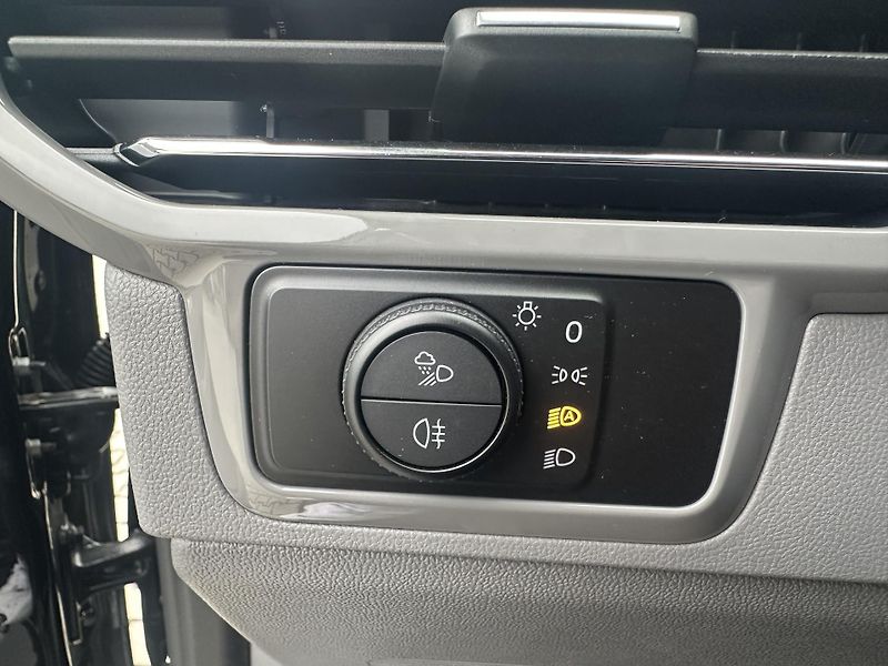 Volkswagen Caravelle (2026) 2.0TDI 125kW 4x4 8AUT DR NT CZ - fotka 31 z 52