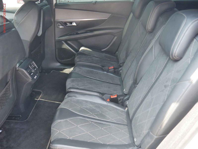 Peugeot 5008 (2018) 2.0HDi 7míst, 2.maj,ČR - fotka 10 z 15