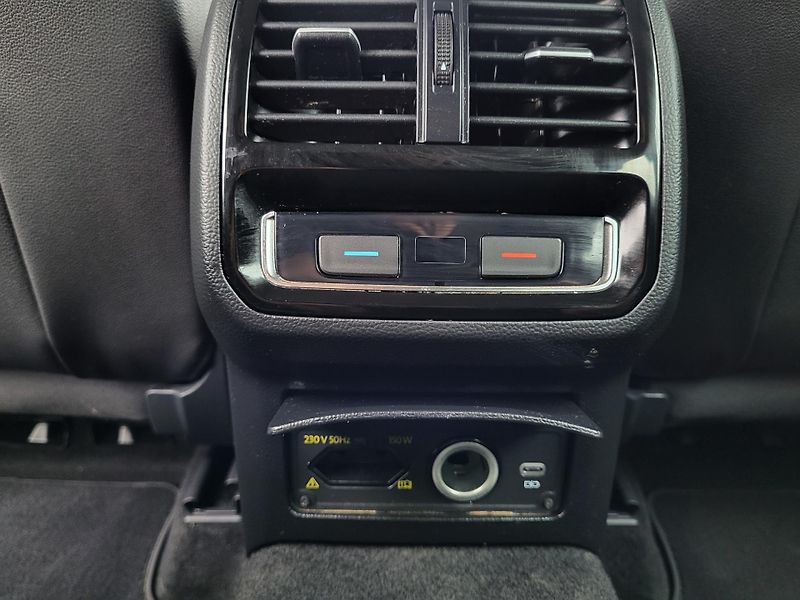 Volkswagen Passat 1.4 TSI PHEV GTE DSG HYBRID - fotka 9 z 46