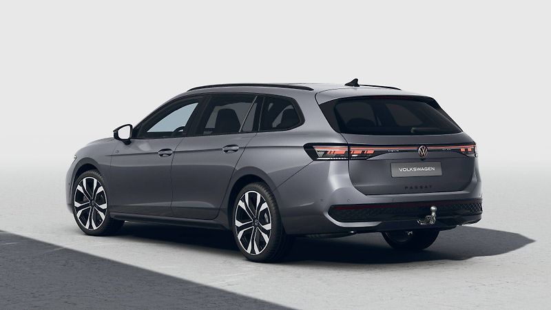 Volkswagen Passat (2026) R-Line Family 7DSG 4M 2,0TSI - fotka 2 z 6