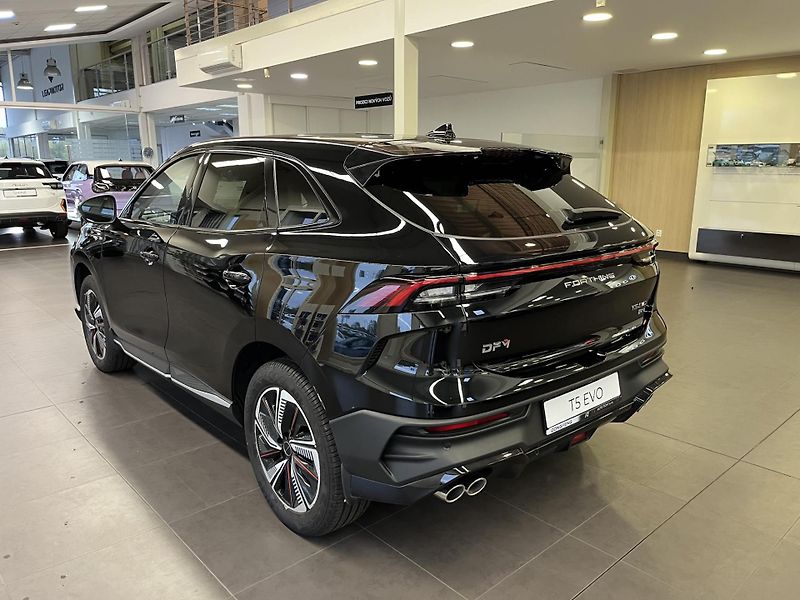 Dongfeng T5 EVO EV (2025) HEV - fotka 6 z 16