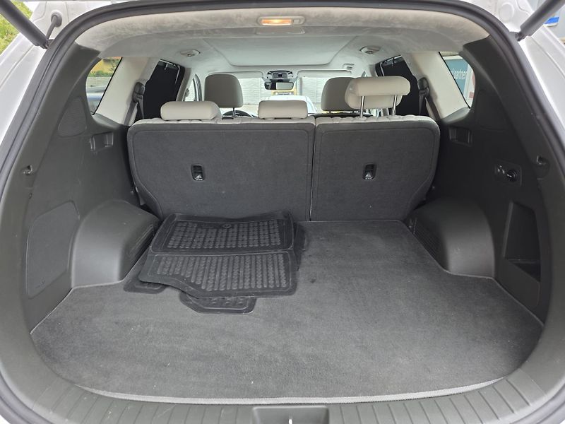 Hyundai Santa Fe 1.6-HYBRID-PREMIUM-PANORAMA - fotka 11 z 21