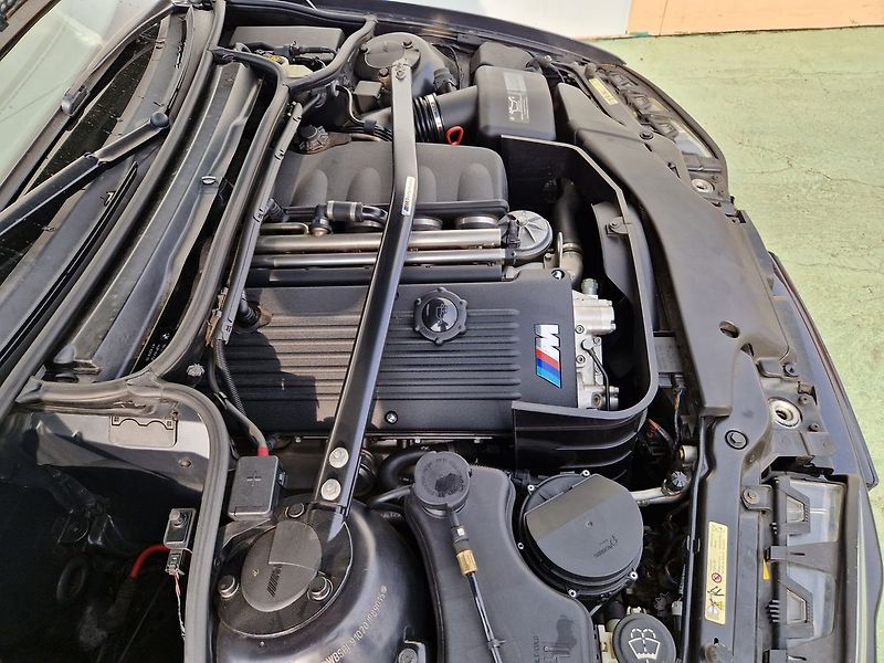 BMW M3 - fotka 15 z 39