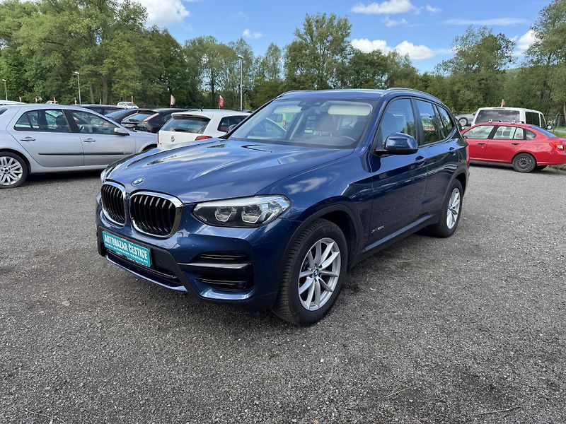 BMW X3 (2018) 2.0 X-DRIVE 140KW - fotka 1 z 20