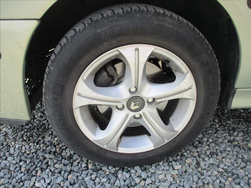 Renault Mégane 1,4 i, klima, serv. kniha, - fotka 23 z 32
