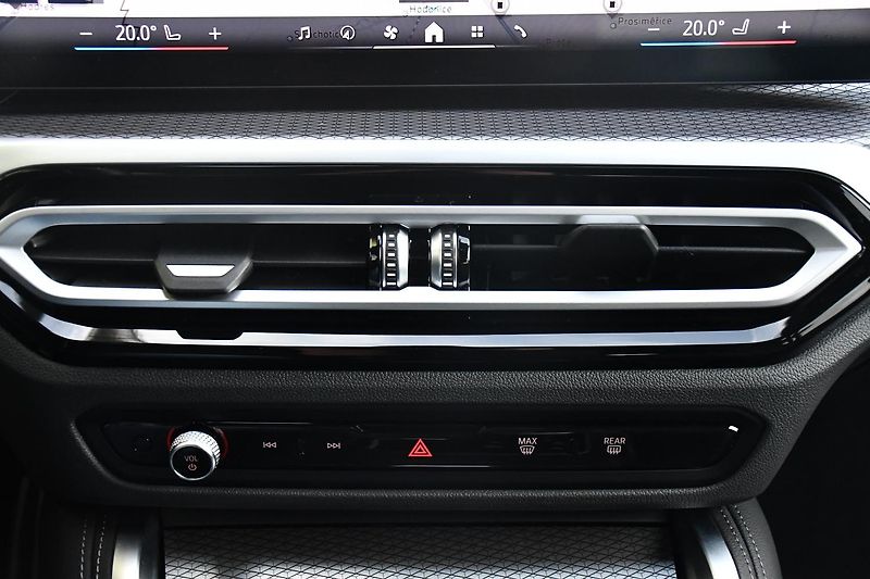 BMW i4 eDrive40 M-SPORT HUD 1.M TAŽNÉ - fotka 26 z 44