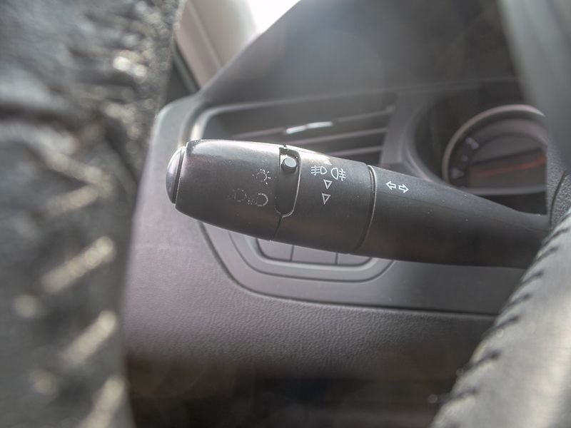 Citroën C5 (2008) 2.0HDI 100KW – PO SERVISU - fotka 18 z 41