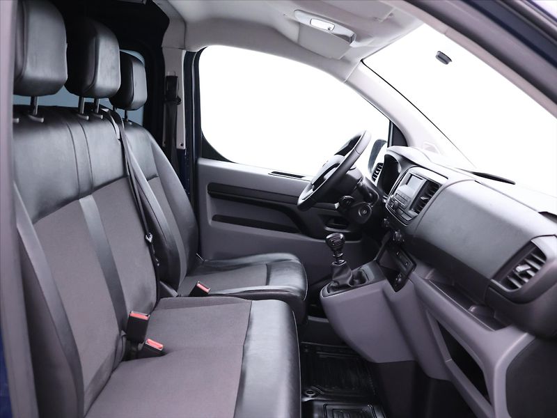 Toyota ProAce 2,0 D-4D 90kW L2 6-míst CZ DPH - fotka 11 z 29