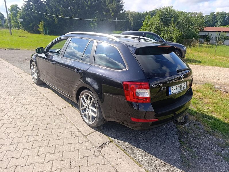 Škoda Octavia (2014) 1.6 TDi Green Line 81kw  - fotka 7 z 22