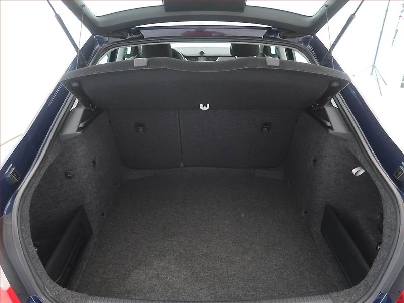 Škoda Octavia (2015) 1.6 TDI, Automat, Serv.kniha - fotka 12 z 16
