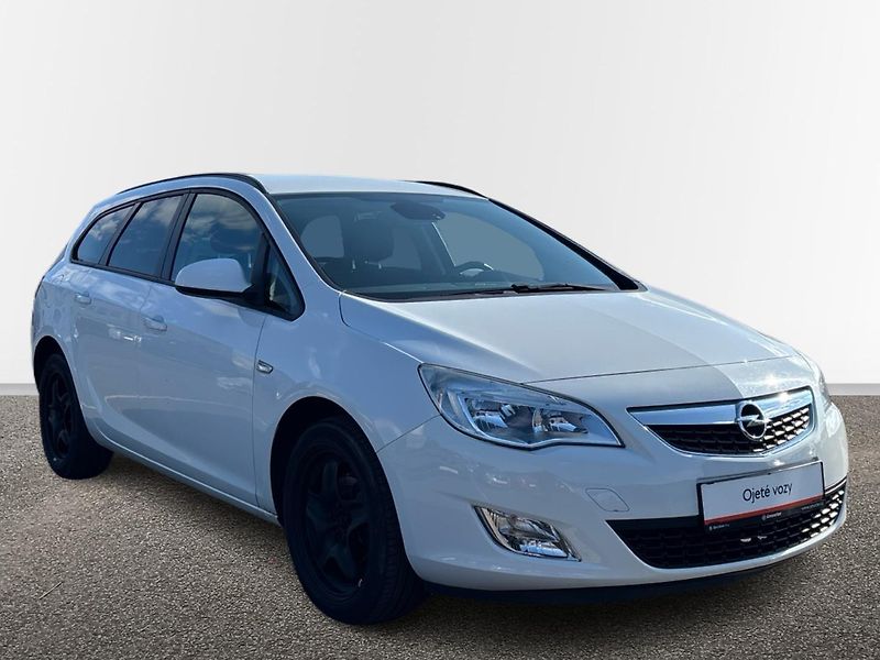 Opel Astra Kombi - fotka 14 z 20