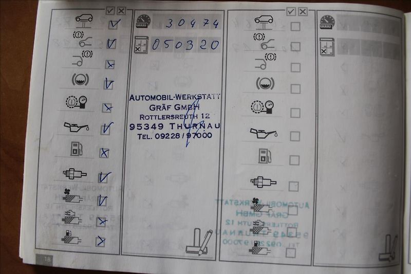 Mini Cooper 1,6 Cabrio 4.MÍSTA, 74 tis. km - fotka 35 z 41