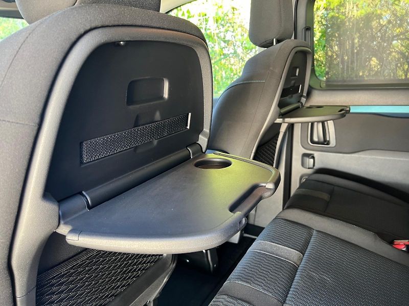 Peugeot Traveller (2021) L2 8MÍST 2.0HDi 130kW TAŽNÝ CZ - fotka 24 z 31