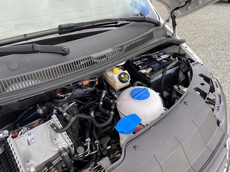 Volkswagen Transporter 2.0 TDI - 14 000KM - KAMERA - fotka 45 z 46