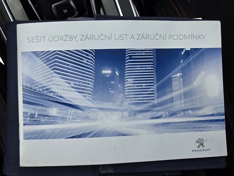 Peugeot 308 (2018) 2.0 BHDi 180 GT EAT8 - fotka 32 z 32