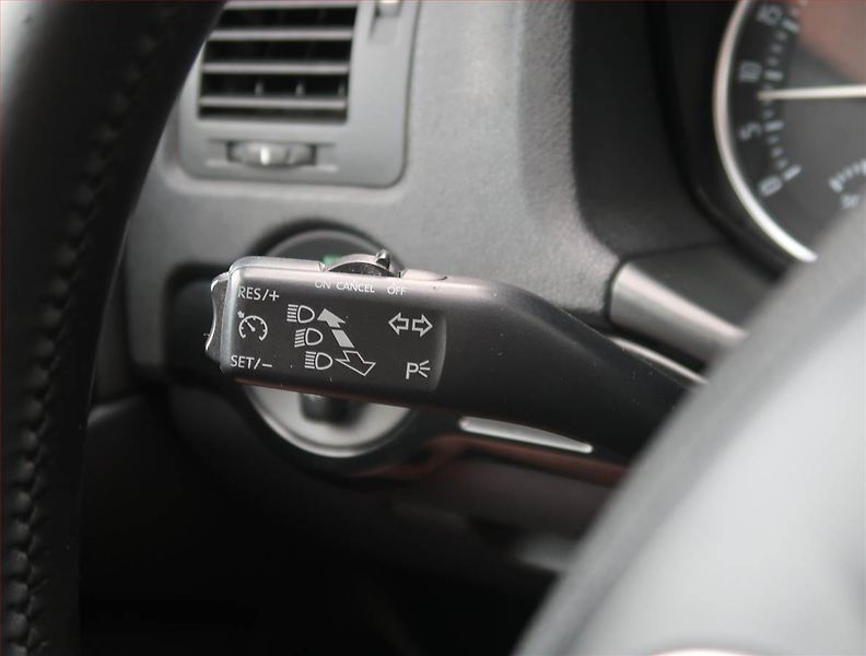 Škoda Octavia (2009) Laurin&Klement 2.0 TDI - fotka 17 z 26