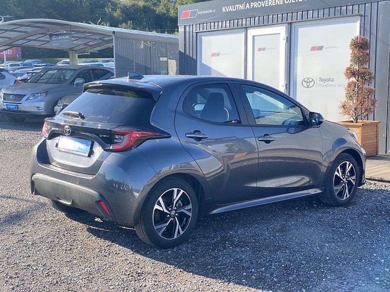 Toyota Yaris 1.5HEV, ČR-1m, Style, DPH - fotka 6 z 17