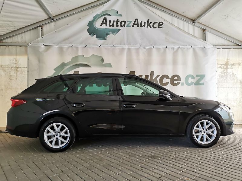 Seat Leon (2022) 1.5 Tsi DSG KESSY LED VIRTUÁL  - fotka 3 z 30