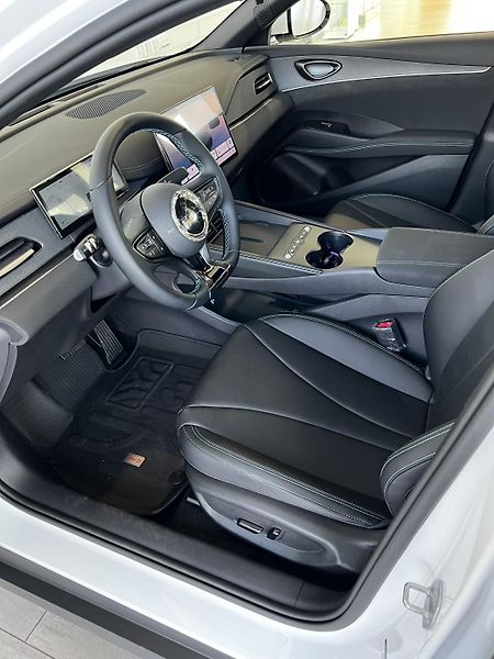 BYD Seal 6 (2025) DM-i Touring Boost - fotka 10 z 20