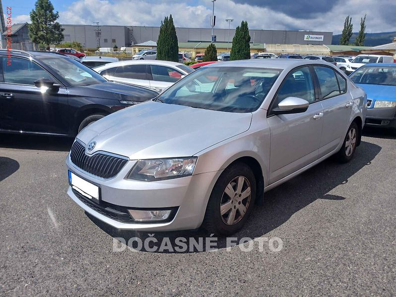 Škoda Octavia (2014) 1.2TSi, ČR, AC, výhřev sed - fotka 1 z 3