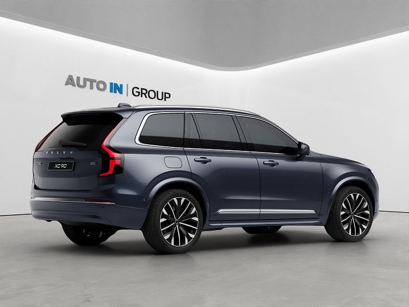 Volvo XC90 (2026) BRIGHT B5 PLUS AWD, VZDUCH. OD - fotka 4 z 9
