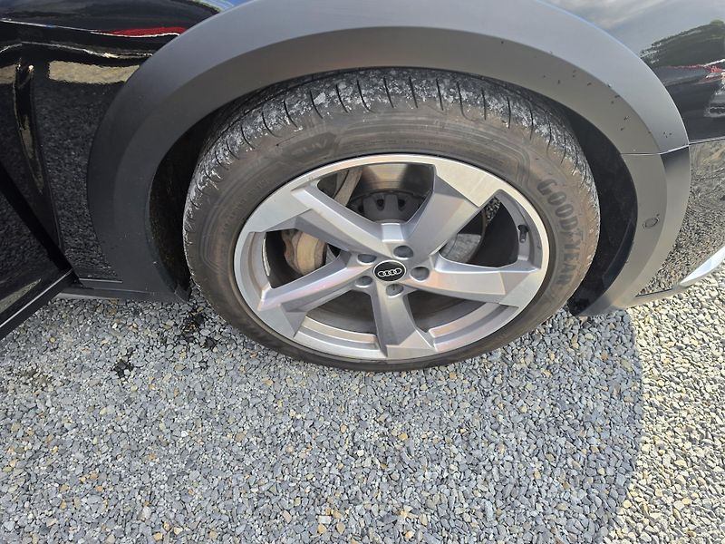 Audi A6 Allroad 3.0TDI Webasto Masáže B&O  - fotka 7 z 24
