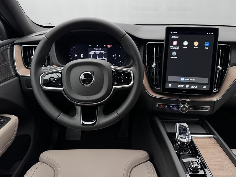 Volvo XC60 (2026) B5 AWD AUT DARK PLUS - fotka 4 z 22