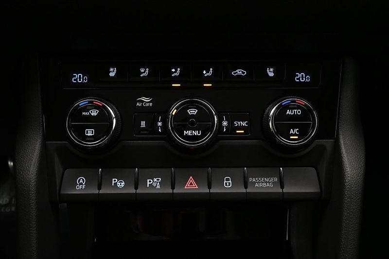 Škoda Kodiaq 2,0 TSI 140KW DSG 4x4 7MÍST ST - fotka 22 z 35