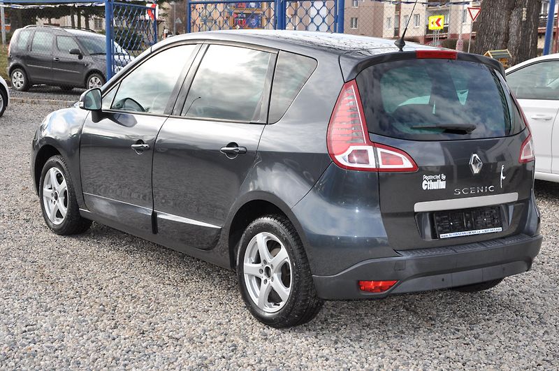 Renault Scénic 1.6i 16V 81kW - fotka 4 z 18