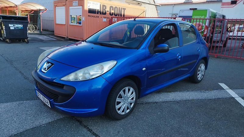 Peugeot 206 + 1.4i,volat-608 081 843 - fotka 6 z 12