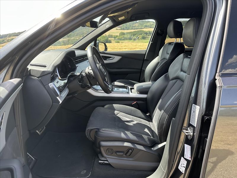 Audi Q7 3.0 - fotka 12 z 40