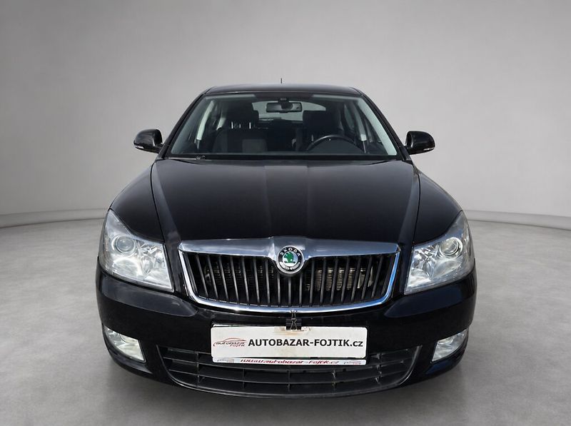 Škoda Octavia (2012) 1.6 TDi 77Kw Elegance - fotka 3 z 23