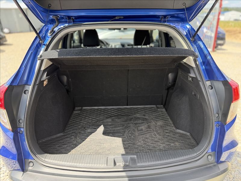 Honda HR-V 1,5 i-VTEC 96kW AUTOMAT TZ - fotka 22 z 27