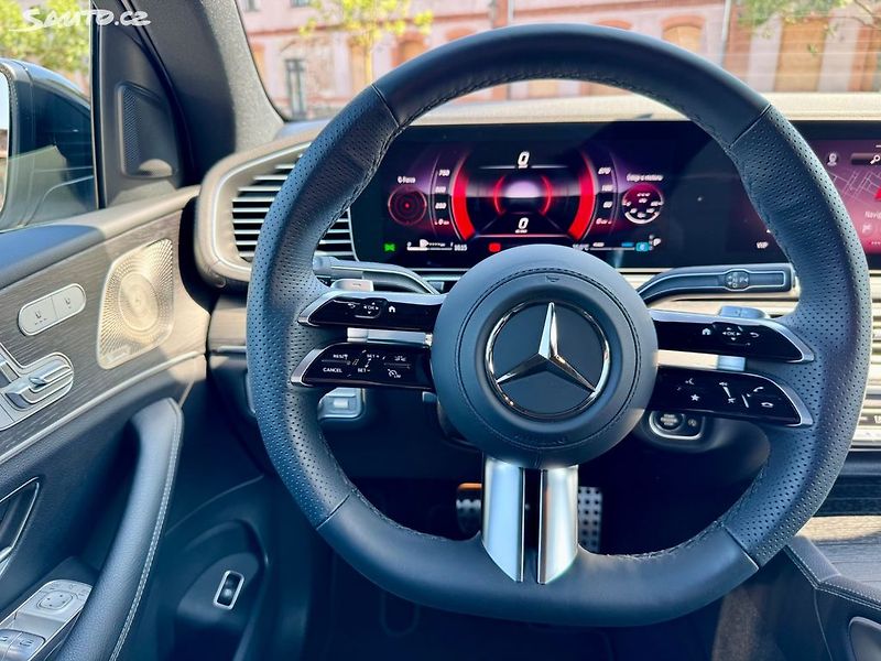 Mercedes-Benz GLE 450d COUPÉ 4MATIC AMG - fotka 27 z 46